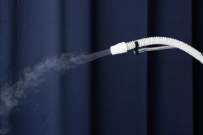 Ultraschall-Vernebler Hikoneb 908 DC - mit 5-Fuß-Fahrgestell